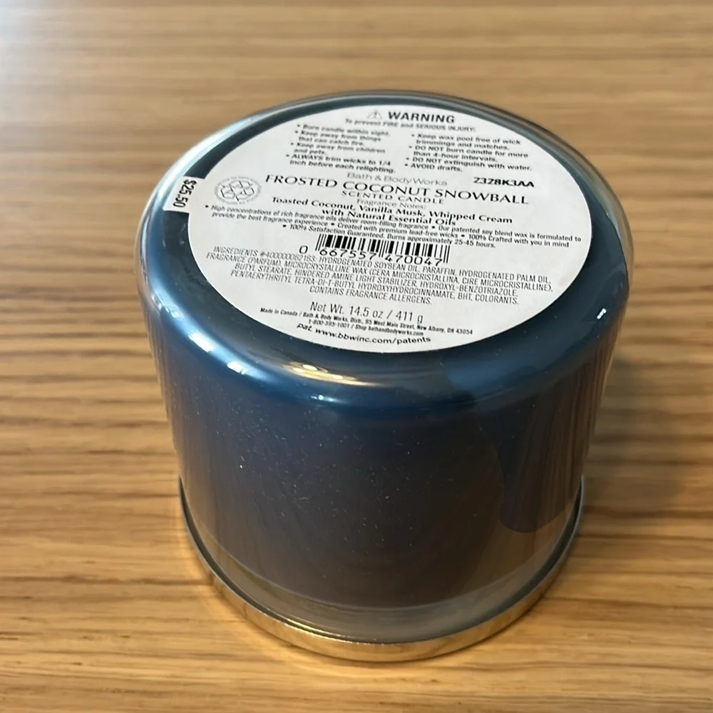 Bath & Body Works 3 Wick Candle. Frosted Coconut Snowball.